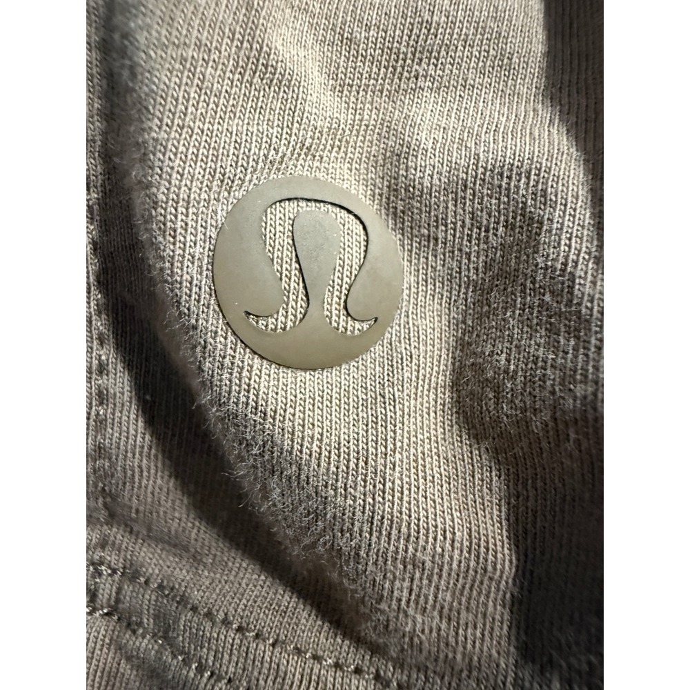 Lululemon All Yours Tee Tan Khaki Short Sleeve Crew Neck Relaxed T-Shirt 2982 - Picture 4 of 7